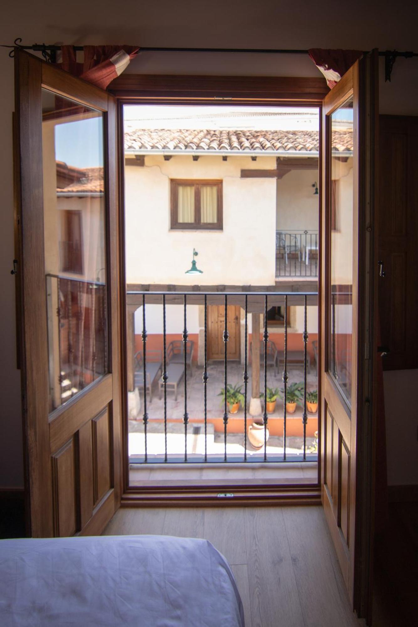 Hotel Rural Abadía de Yuste Cuacos De Yuste Exterior foto